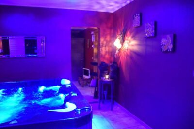 soirée intime avec jacuzzi